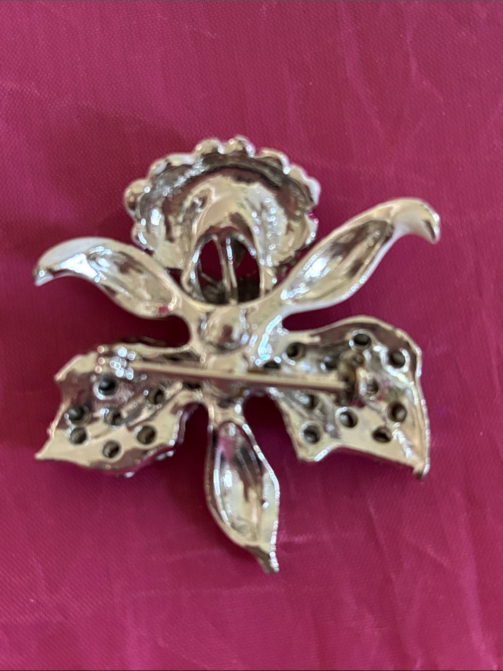Vintage Iris & Rhinestone Pin - Picture 5 of 9